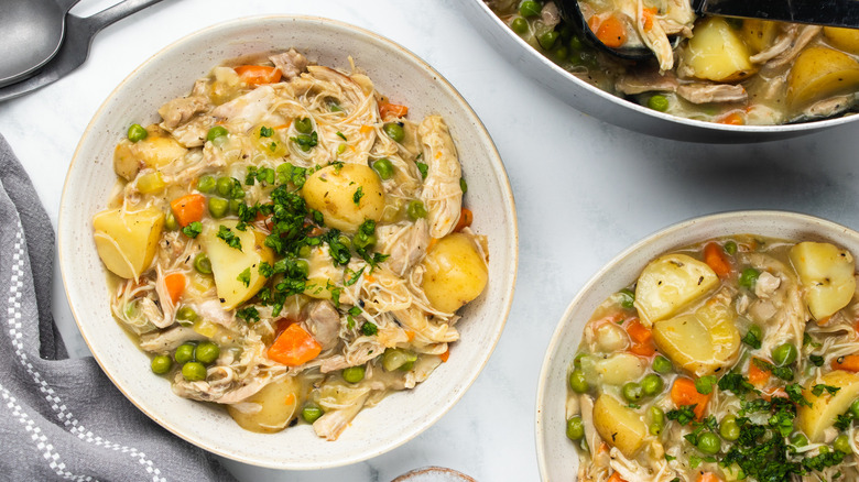 one pot chicken stew in dish