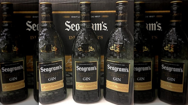 Seagram's Distiller's Reserve bottles 