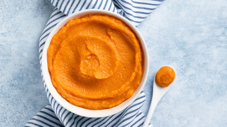 Pumpkin puree in a bowl