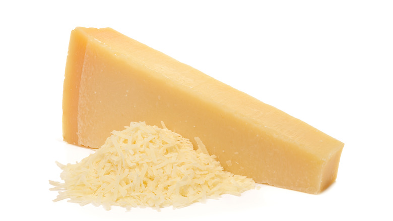 10 Best Substitutes For Parmesan Cheese