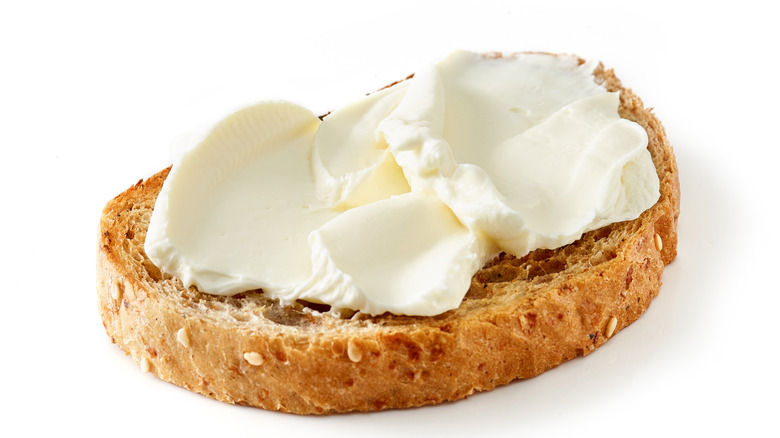 Cream cheese on bread