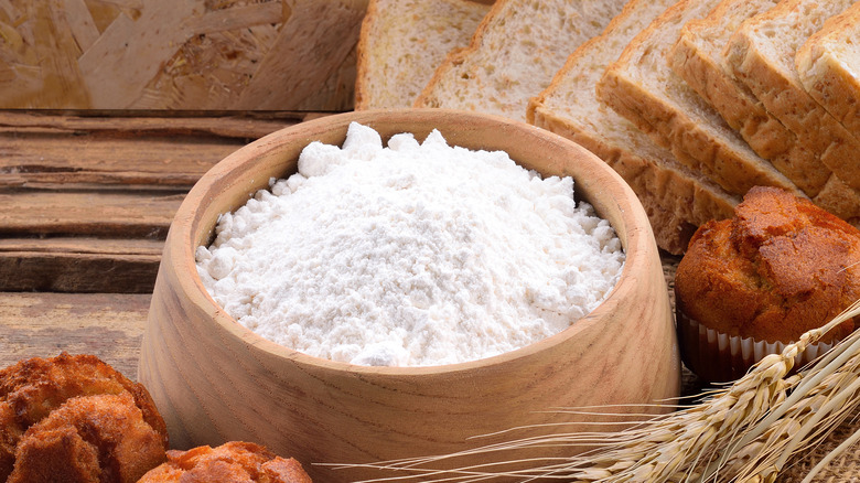 flour in wooden bowl