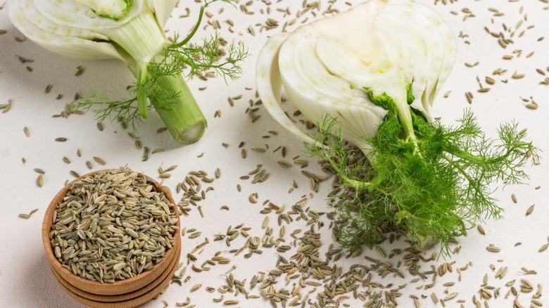 Fennel bulb and whole fennel seed