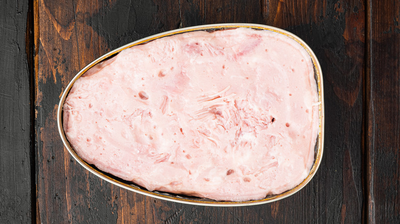 10 Big Mistakes Everyone Makes With Canned Ham