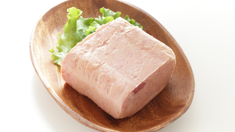 Canned ham with lettuce