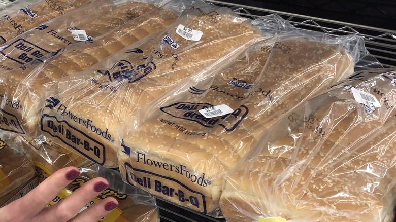 bread on big lots shelf