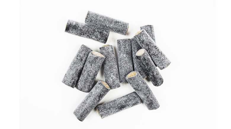 salted licorice bits