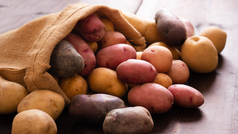 Bag of mixed potatoes