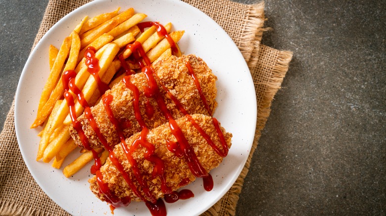 ketchup fries chicken tenders