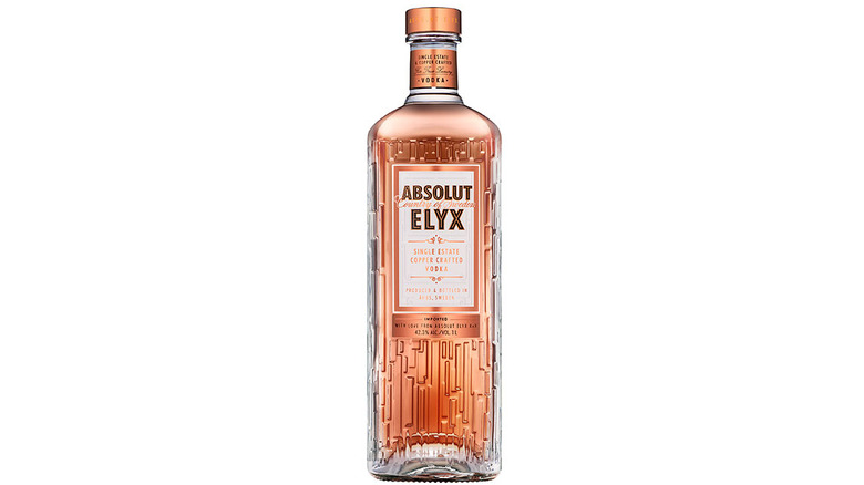 Absolut Elyx in ice bucket 