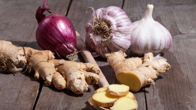 garlic, onion and ginger