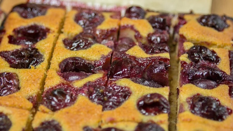 squares of buttery cherry bars