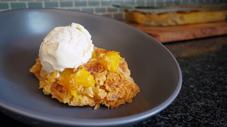 peach dump cake on plate