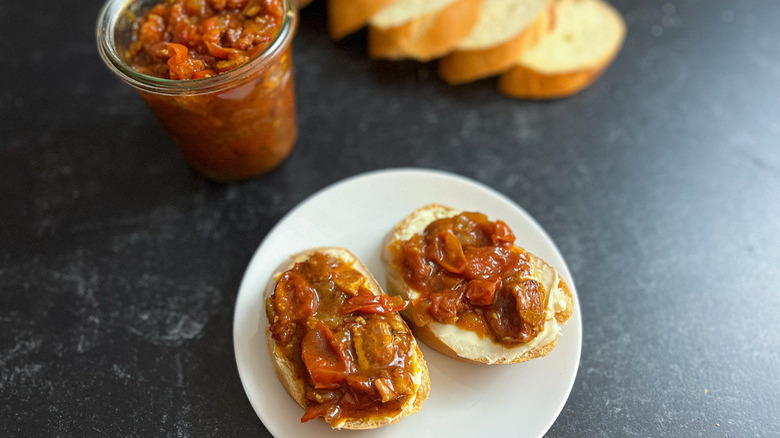 bread with tomato jam topping