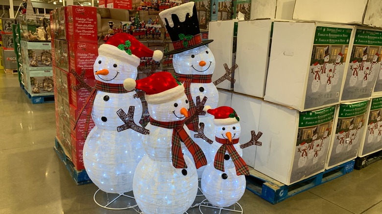 Snowmen lights at Costco