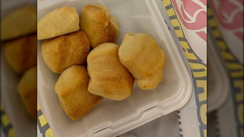 Logan's Roadhouse Rolls