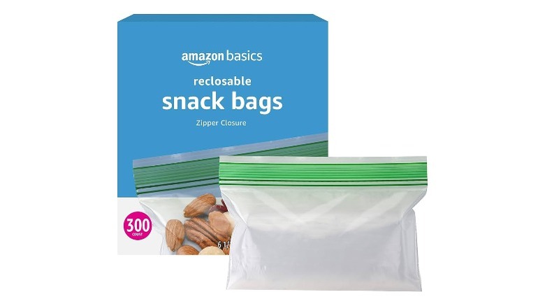 Amazon Basics Reclosable Snack Bags