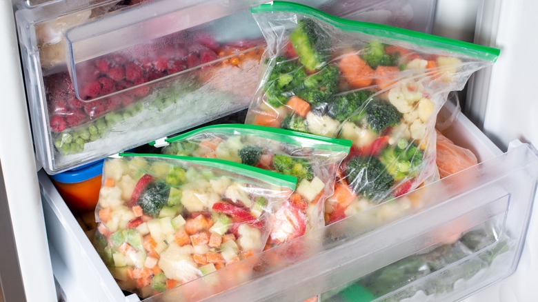 frozen vegetable in slider food storage bags