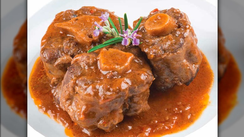 braised oxtail