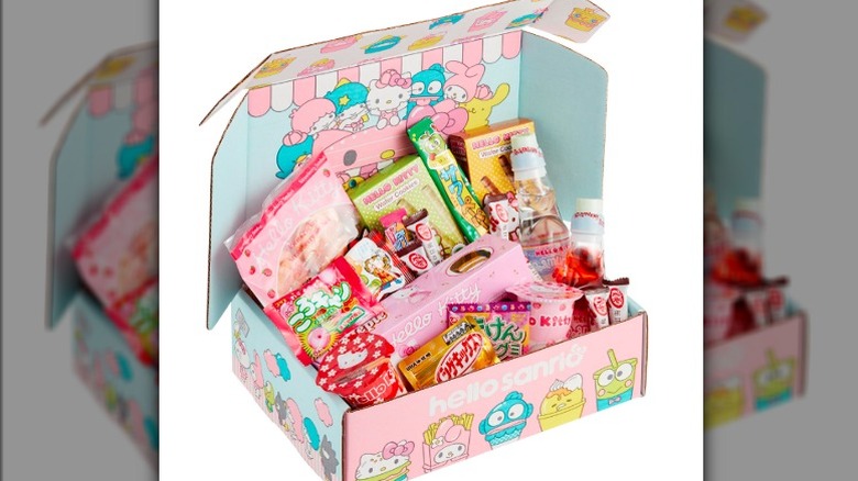 Hello Kitty mystery snack box