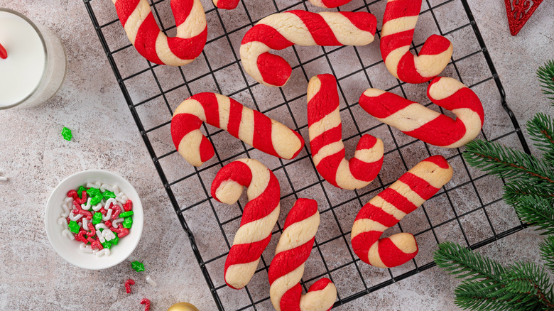 peppermint candy cane cookies