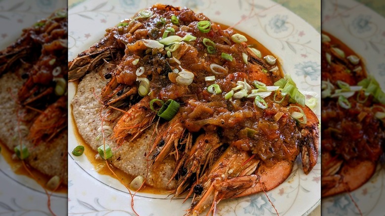 Seafood Sally's shrimp and grits