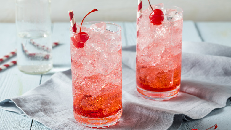 grenadine cocktails with cherries