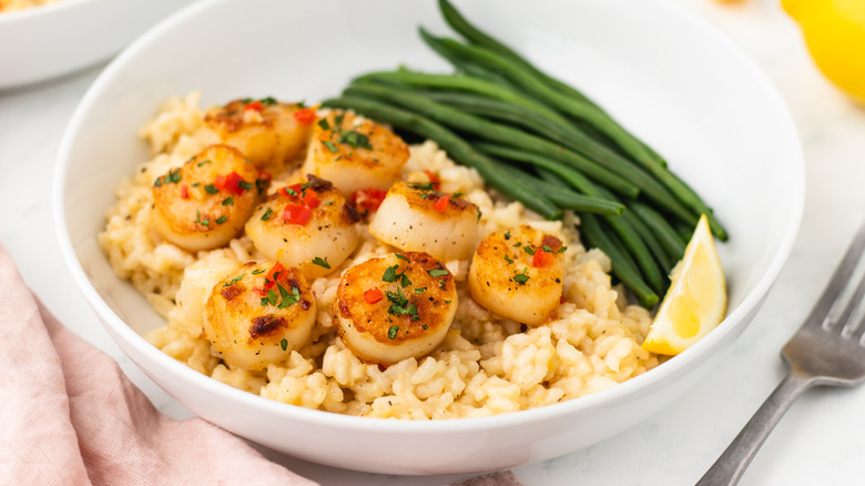 scallops with rice and beans