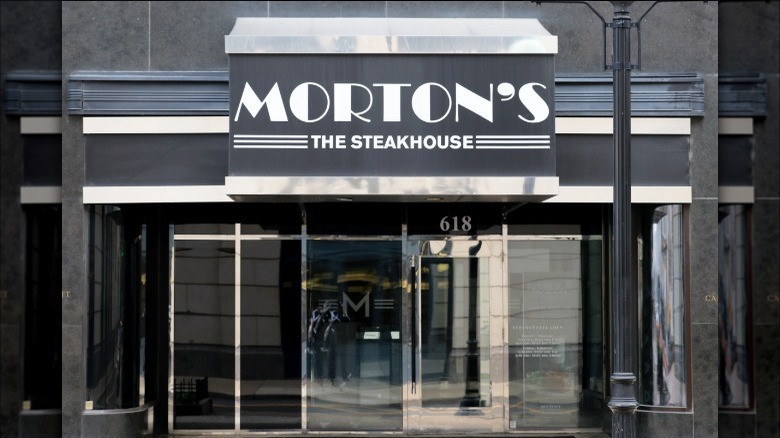 morton's steakhouse nashville location