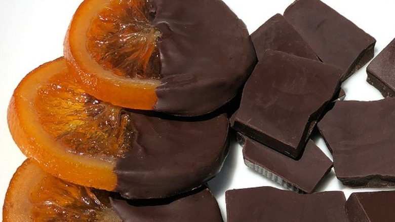 Candied oranges in bittersweet chocolate