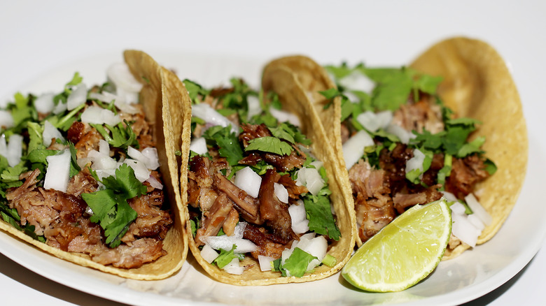 carnitas tacos