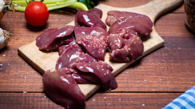 Raw chicken livers