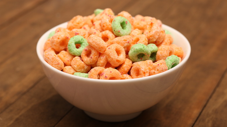 Bowl of Apple Jacks cereal