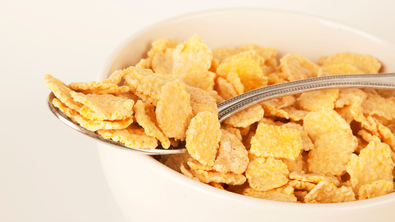 Corn Flakes in a bowl