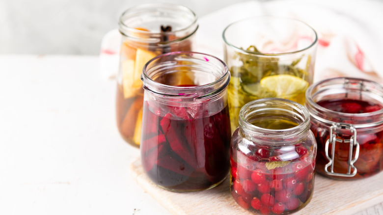 Steeping fruits in liquid