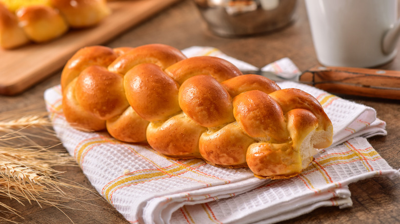 challah on dinner table