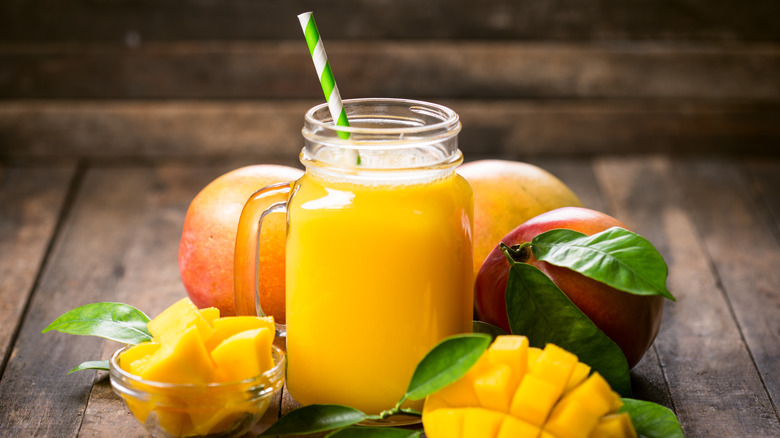 Mango smoothie