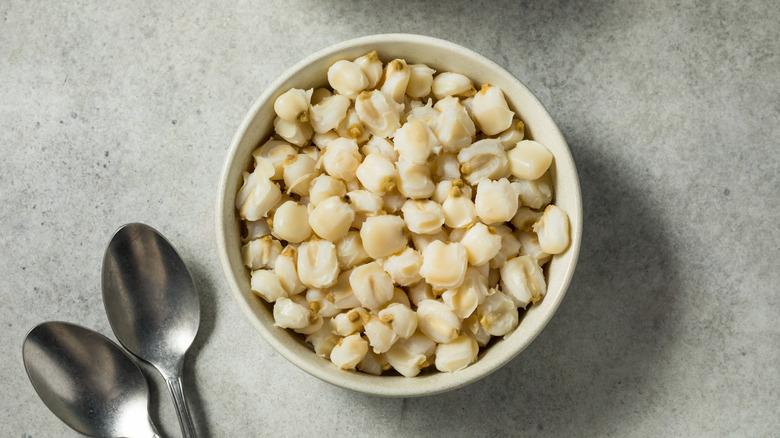 bowl of cooked white hominy