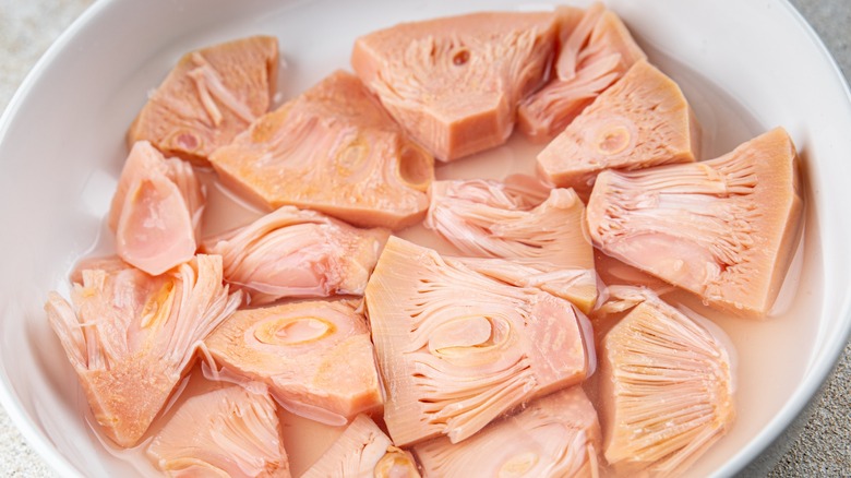 bowl of canned jackfruit pieces