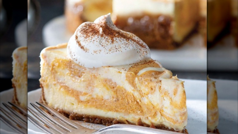 Pumpkin spice cheesecake