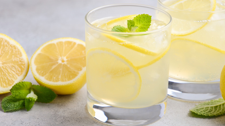 Lemon drop cocktail