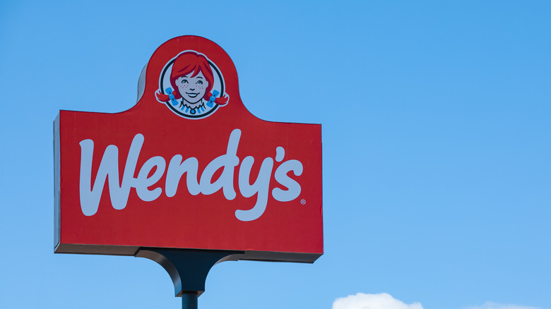 Wendy's sign