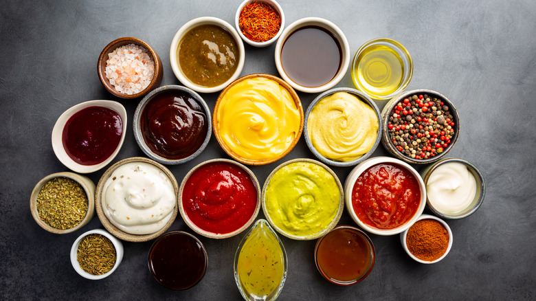 various bowls of condiments