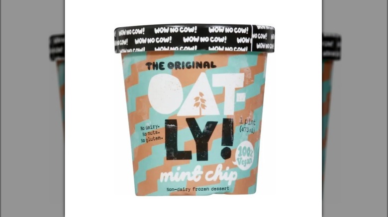 pint of Oatly Mint Chip