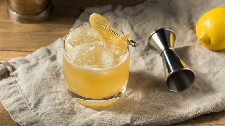 penicillin cocktail with candied ginger