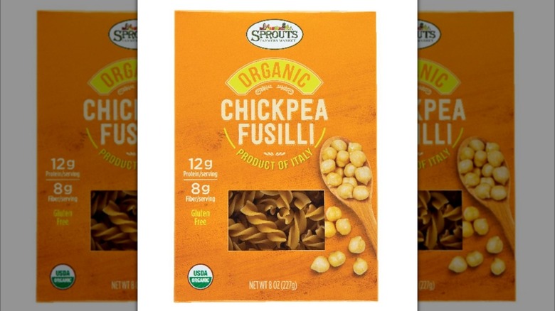 Sprouts organic chickpea fusilli