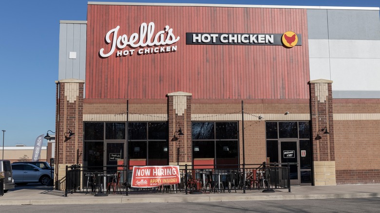 joella's hot chicken sign