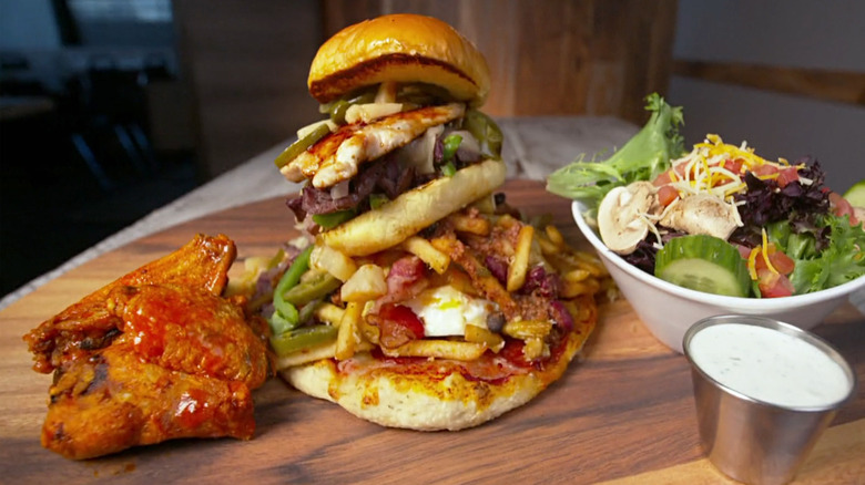 menu burger challenge platter