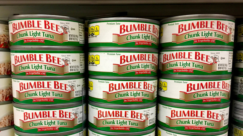 Bumble Bee brand tuna packed in vegetable oil