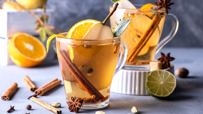 white mulled wine